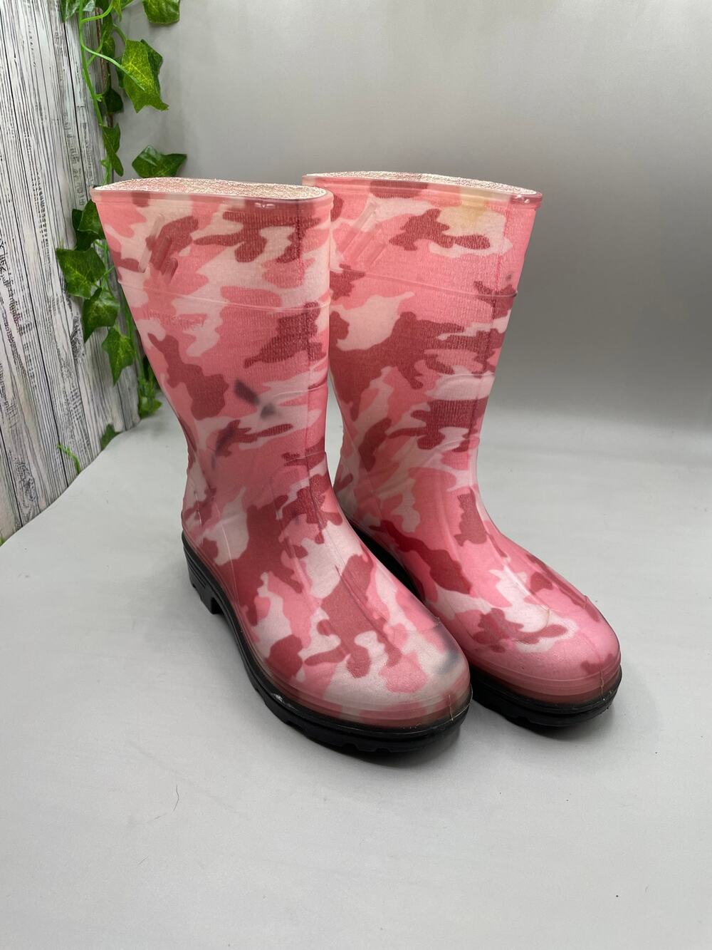 Northerner Pink Camo Little Girls Rain Boots Size 12